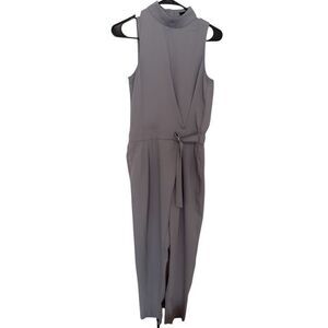 EUC TOPSHOP SILVER GRAY SLEEVELESS JUMPER- size 4